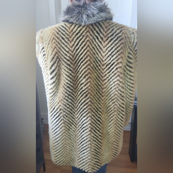 Olympia Limited Inc. coat - Picture 3 of 3